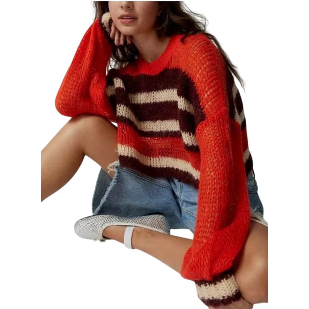 Urban Outfitters Kimchi Blue Kingston cropped pullover Size XS NEW